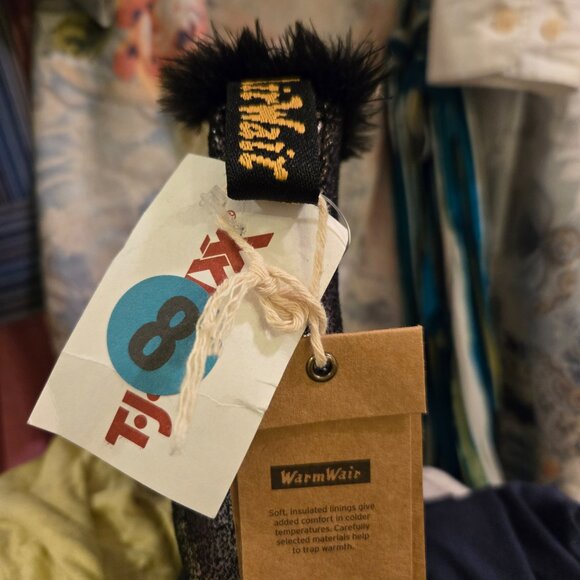 NWT Dr. Martens warm wear boots - Picture 9 of 9